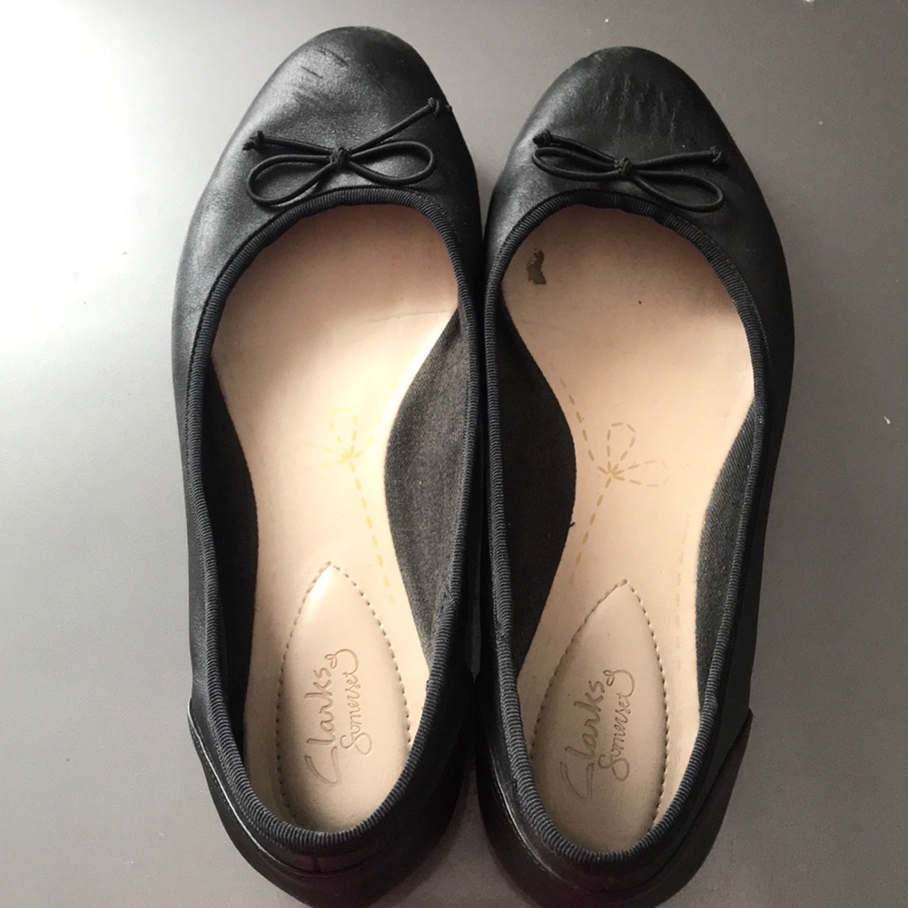 Black flats